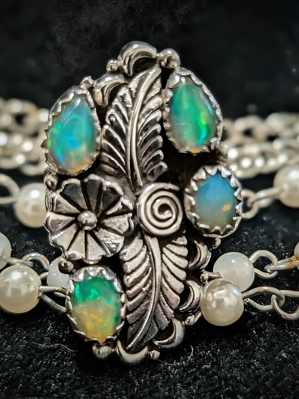 Multi stone authentic Welo opal Set In A beautiful 925 Sterling silver Setting